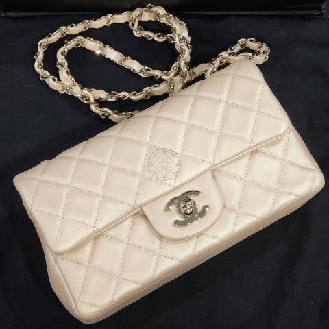 Shop authentic Chanel Classic Medium Double Flap at revogue for just USD  9,530.00