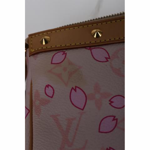 AUTH MINT LOUIS VUITTON limited edition CHERRY BLOSSOM KEY HOLDER MURAKAMI  PINK
