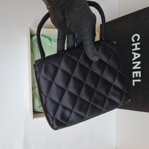 Large Product Preview Image 19