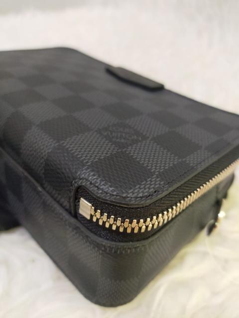 Alpha wearable wallet cloth satchel Louis Vuitton Brown in Cloth - 38242700