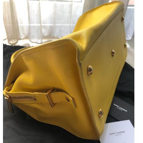 Sell Saint Laurent Cabas Chyc Bag - Yellow