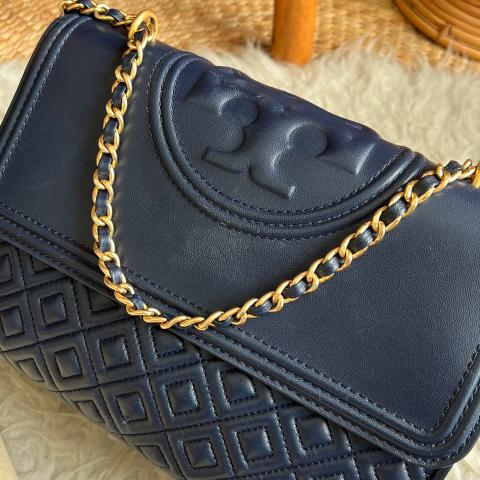 TORY BURCH Emerson Top Zip Tote, Women's Fashion, Bags & Wallets, Purses &  Pouches on Carousell