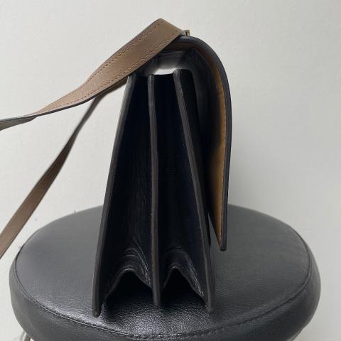 Large Product Preview Image 3