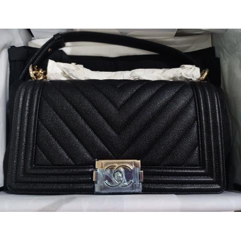 Chanel Black & White Woven Chevron Boy Bag Medium Q6BFOFCFK7003