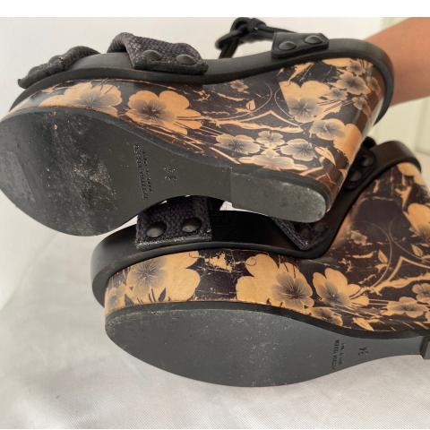 Large Product Preview Image 6
