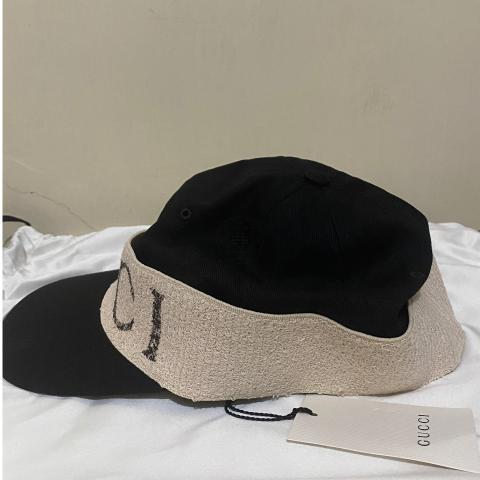 Sell Gucci Logo Hat - Black | HuntStreet.com display picture 1