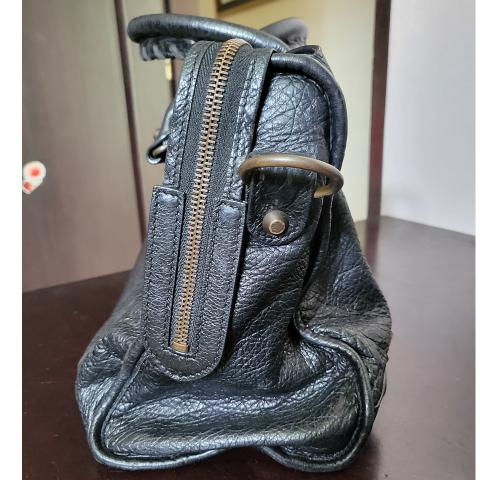 Balenciaga 7484882AAI41000 関税送料込 Balenciaga Black Smooth Calfskin Leather Neo Classic Mini