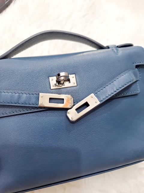 Hermes Mini Kelly 22 Pochette Bag in Blue Electric alligator PHW