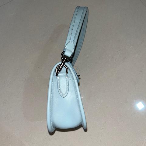 Large Product Preview Image 3
