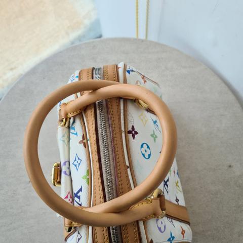 Large Product Preview Image 5