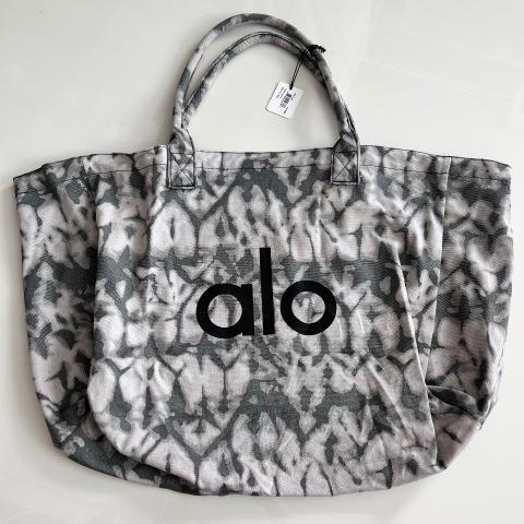 ALO Yoga, Bags, Brand New Alo Grey Tie Die Yoga Bag