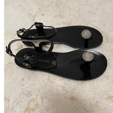 Large Product Preview Image 6