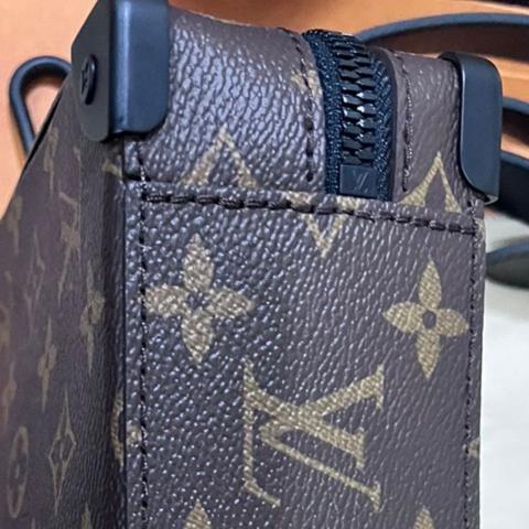 Louis Vuitton Brown Monogram Macassar Handle Soft Trunk Cloth ref.977366 -  Joli Closet