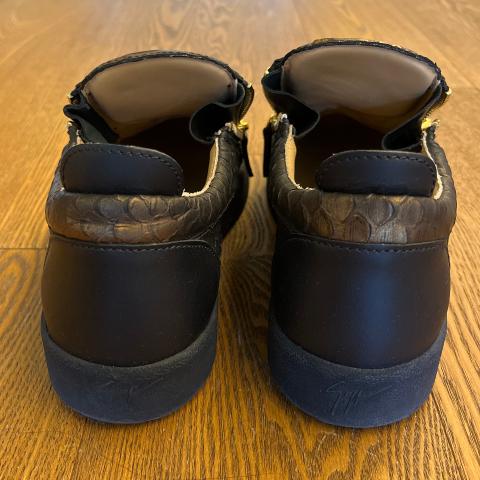 Large Product Preview Image 2