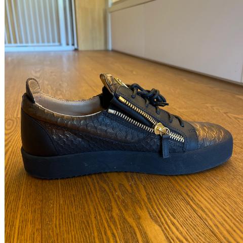 Large Product Preview Image 5