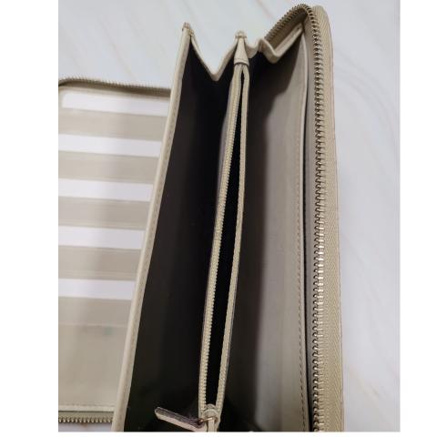 Sell Gucci Guccissima Zip-Around Wallet - White | HuntStreet.com