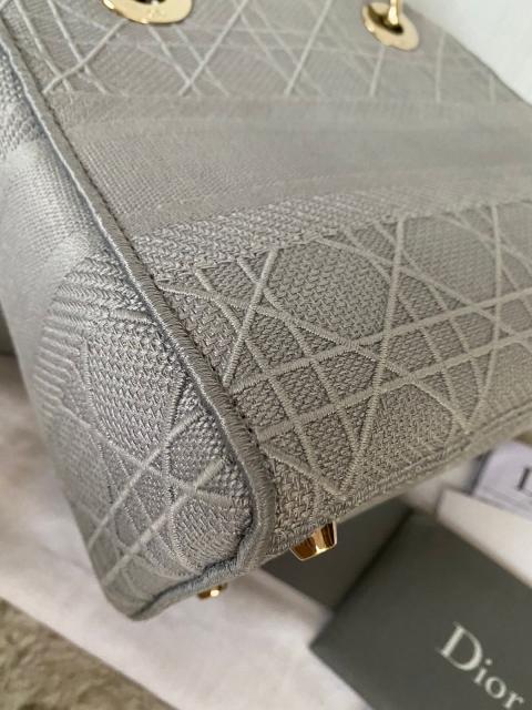 Large Product Preview Image 8