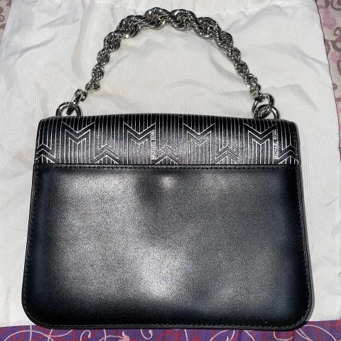 Large Product Preview Image 2