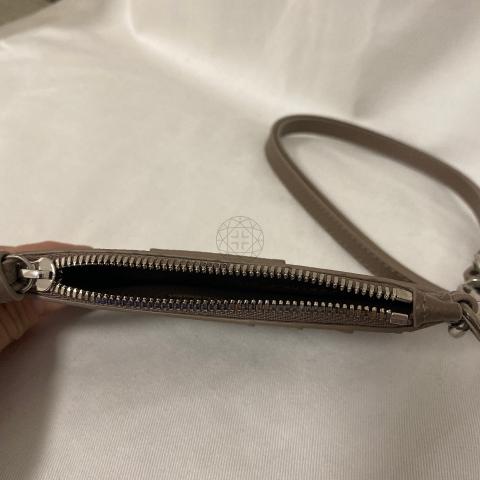 Large Product Preview Image 3