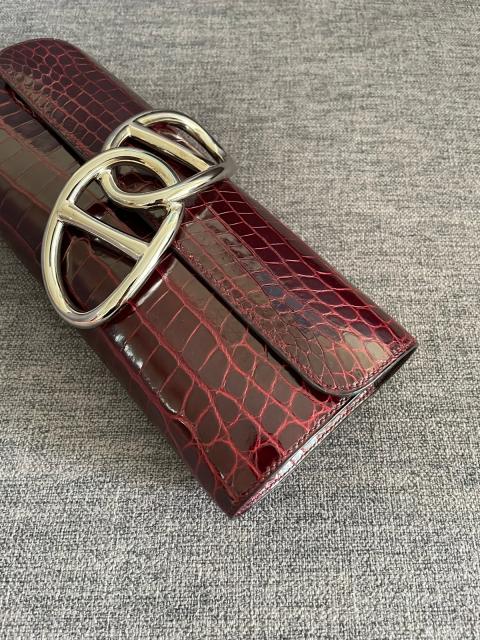 Sell Hermès Egee Clutch In Croco Niloticus Bordeaux PHW - Red