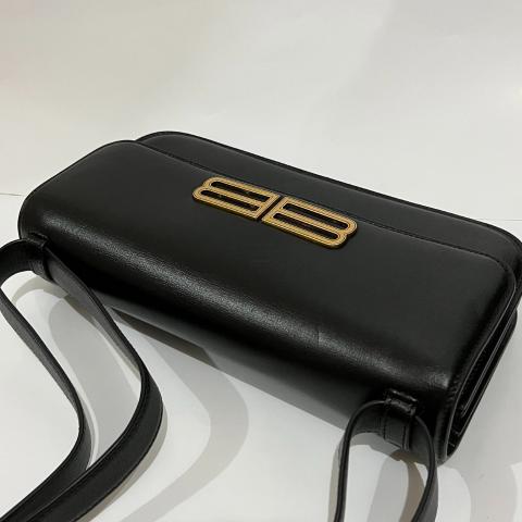 Large Product Preview Image 4