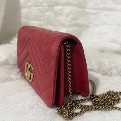 Gucci marmont wallet on sale on chain red