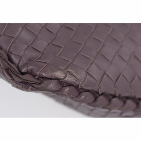 Bottega Veneta Intrecciato Leather Hobo Bag (SHG-29683) – LuxeDH