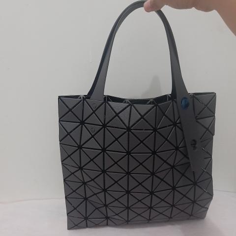 Sell Bao Bao Issey Miyake Lucent Matte Tote 7x7 - Grey