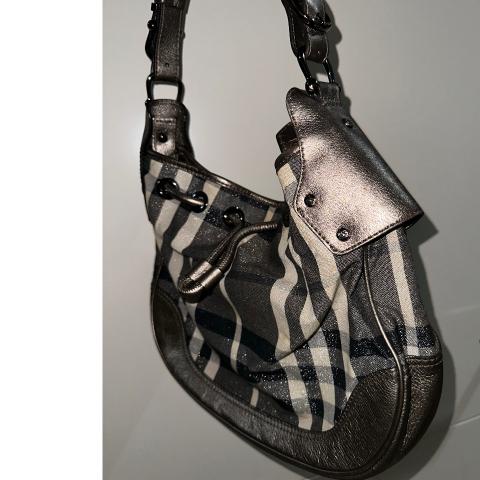 Bag Burberry Grey in Synthetic - 32238701