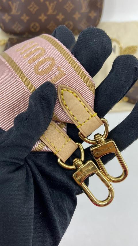 Louis Vuitton Khaki And Brown Monogram Coated Canvas Multi Pochette Lanyard  Key Holder Gold Hardware, 2021 Available For Immediate Sale At Sotheby's