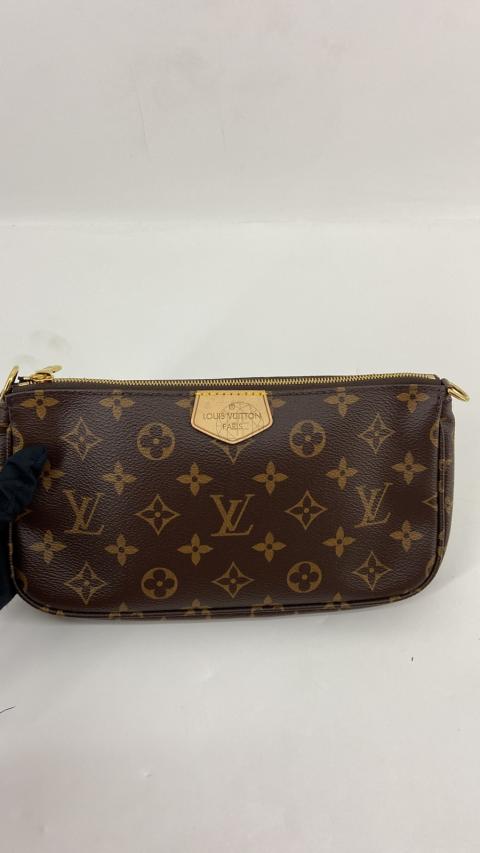 Louis Vuitton Light Pink And Brown Monogram Coated Canvas Multi Pochette  Accessoires Gold Hardware, 2021 Available For Immediate Sale At Sotheby's