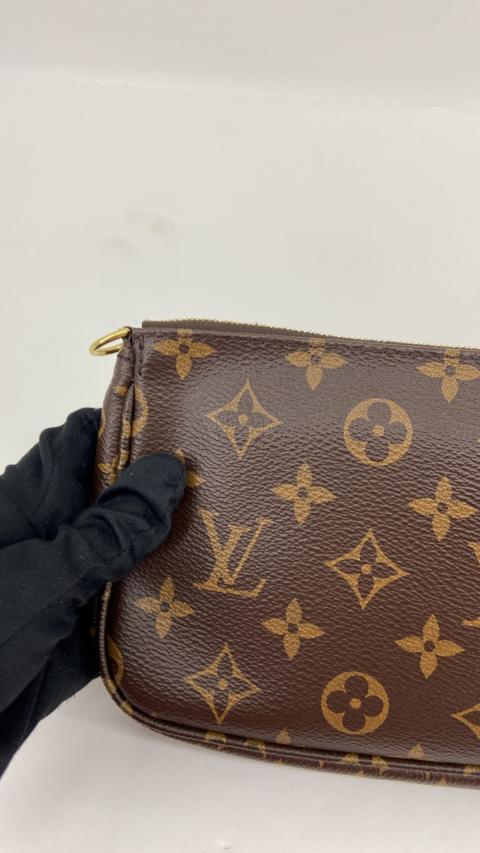 Louis Vuitton Light Pink And Brown Monogram Coated Canvas Multi Pochette  Accessoires Gold Hardware, 2021 Available For Immediate Sale At Sotheby's