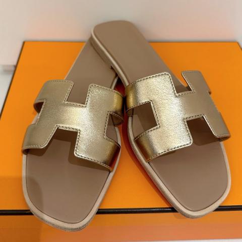 Sell Hermès Metallic Oran Sandals - Gold | HuntStreet.com