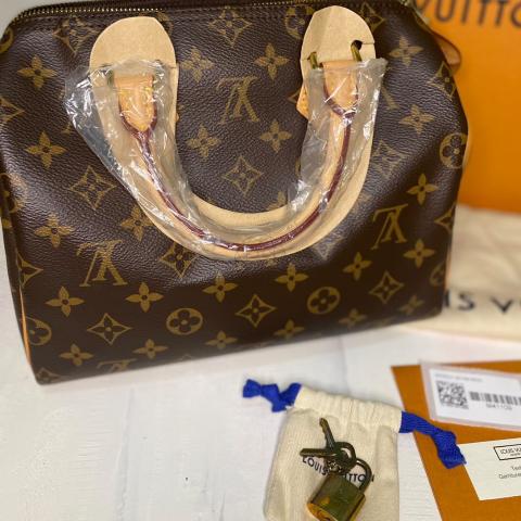 Large Product Preview Image 4