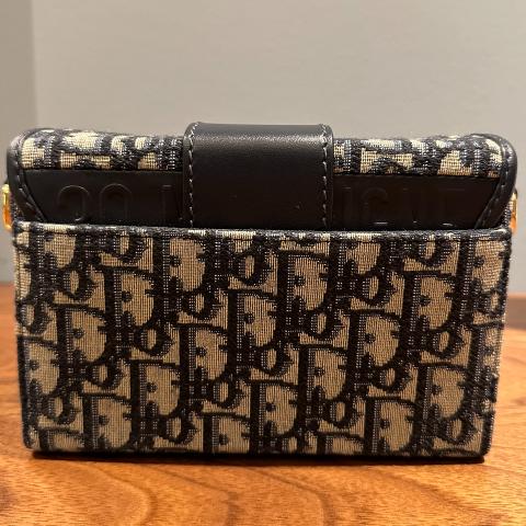 Large Product Preview Image 2