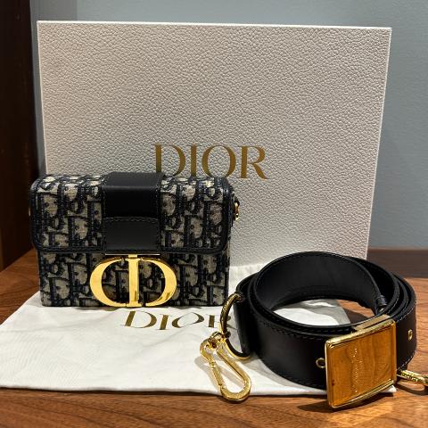 SGD2,980. Retail SGD5,000. Preloved 30 Montaigne Box Bag, blue oblique,  canvas/calf, gold hardware. Comes with dustbag.…