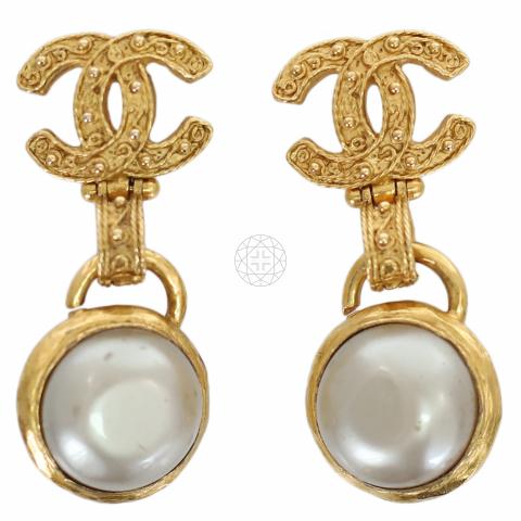Sell Chanel Vintage CC Drop Clip Earrings - Gold