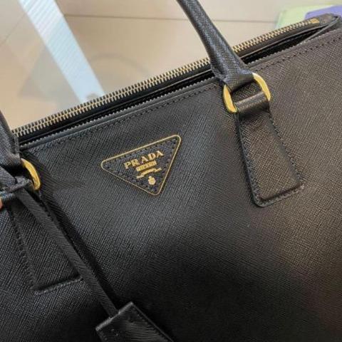 Sell Prada Saffiano Double-Zip Tote - Black 