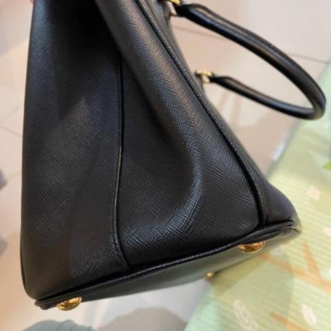 Prada Saffiano Leather Crossbody $2900 OBO - clothing & accessories - by  owner - apparel sale - craigslist