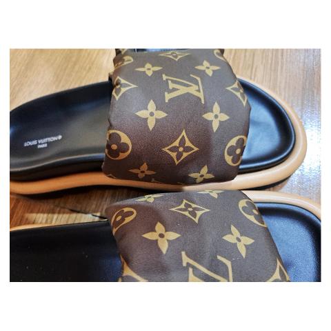 Louis Vuitton, Shoes, Louis Vuitton Pool Pillow Flat Comfort Mule Eur 38  Wgift Receipt