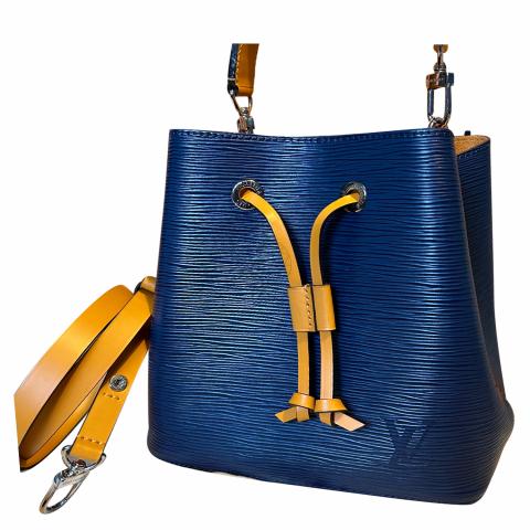 Louis Vuitton Neonoe Epi Leather - 5 For Sale on 1stDibs