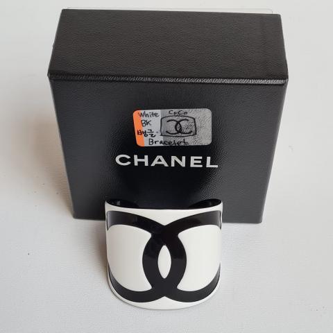 Large Product Preview Image 4