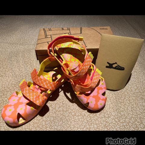 Large Product Preview Image 3