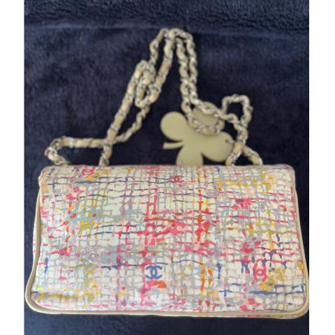 Large Product Preview Image 2