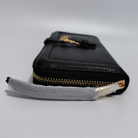 ♡関税送料込♡Versace ドキュメントホルダー VERSACE☆関税込 ロゴファスナーカード ケース・カードホルダー