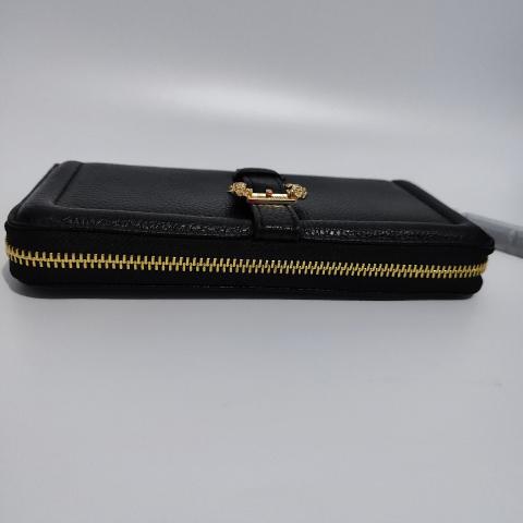 ♡関税送料込♡Versace ドキュメントホルダー VERSACE☆関税込 ロゴファスナーカード ケース・カードホルダー