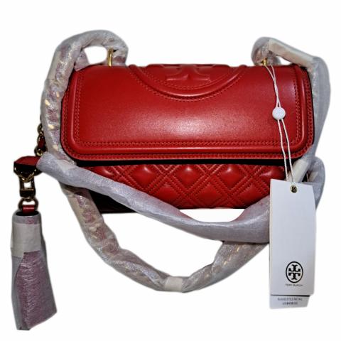 Tory Burch Emerson Womens Saffiano Leather Bucket Bag (Bearberry),  Bearberry : : Clothing, Shoes & Accessories