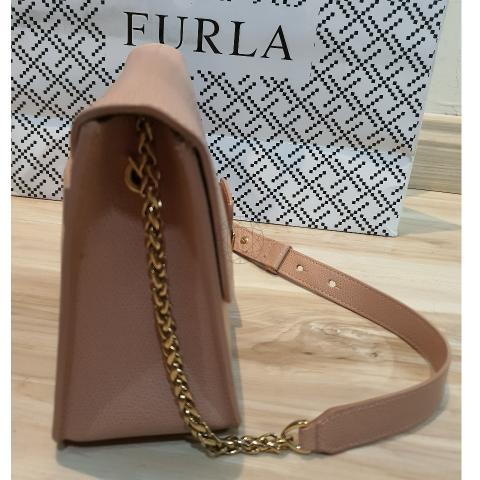 Furla metropolis discount shoulder bag 25cm