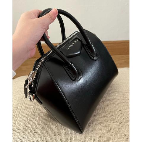 Givenchy antigona mini hot sale black smooth