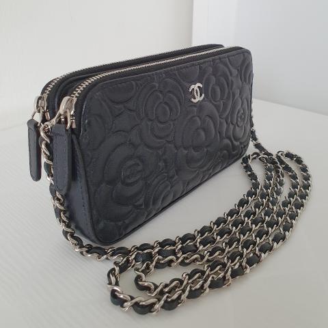 Sell Chanel Camellia Wallet On Chain / Phone Holder - Black | Huntstreet.Com